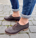 Leeds: Women's Handmade Brown Leather &amp; Tweed Oxford Shoes – Canvas Brogues, Customizable